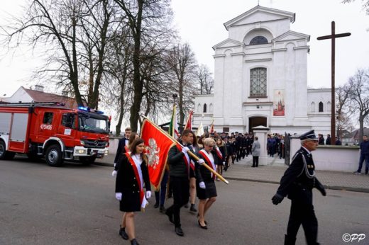 uroczystości 100. rocznicy odzyskania niepodległości w Adamowie