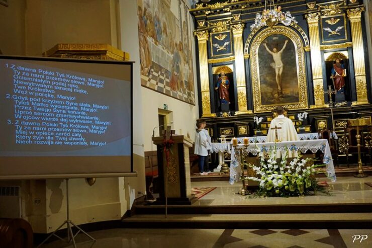 Wieczór Uwielbienia "Maryja Niewiastą Eucharystii